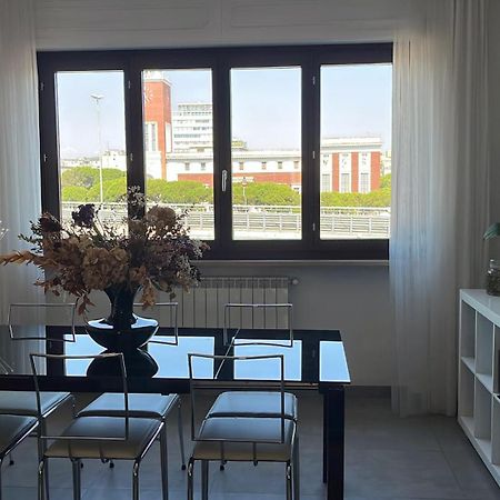 Sun-Kissed Seaside Retreat: Your Pescara Getaway Exterior photo